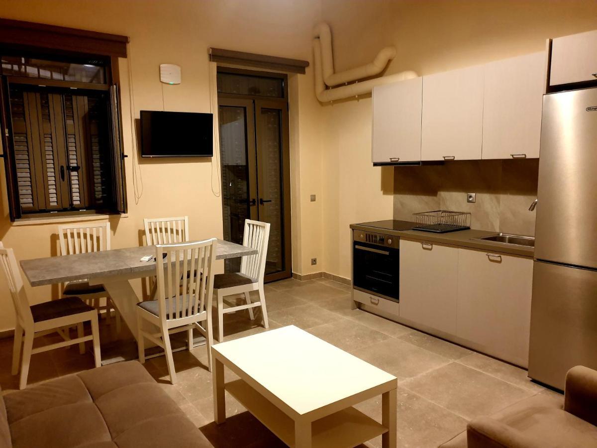 Steldi Luxury Apartments Petalidi Exterior photo